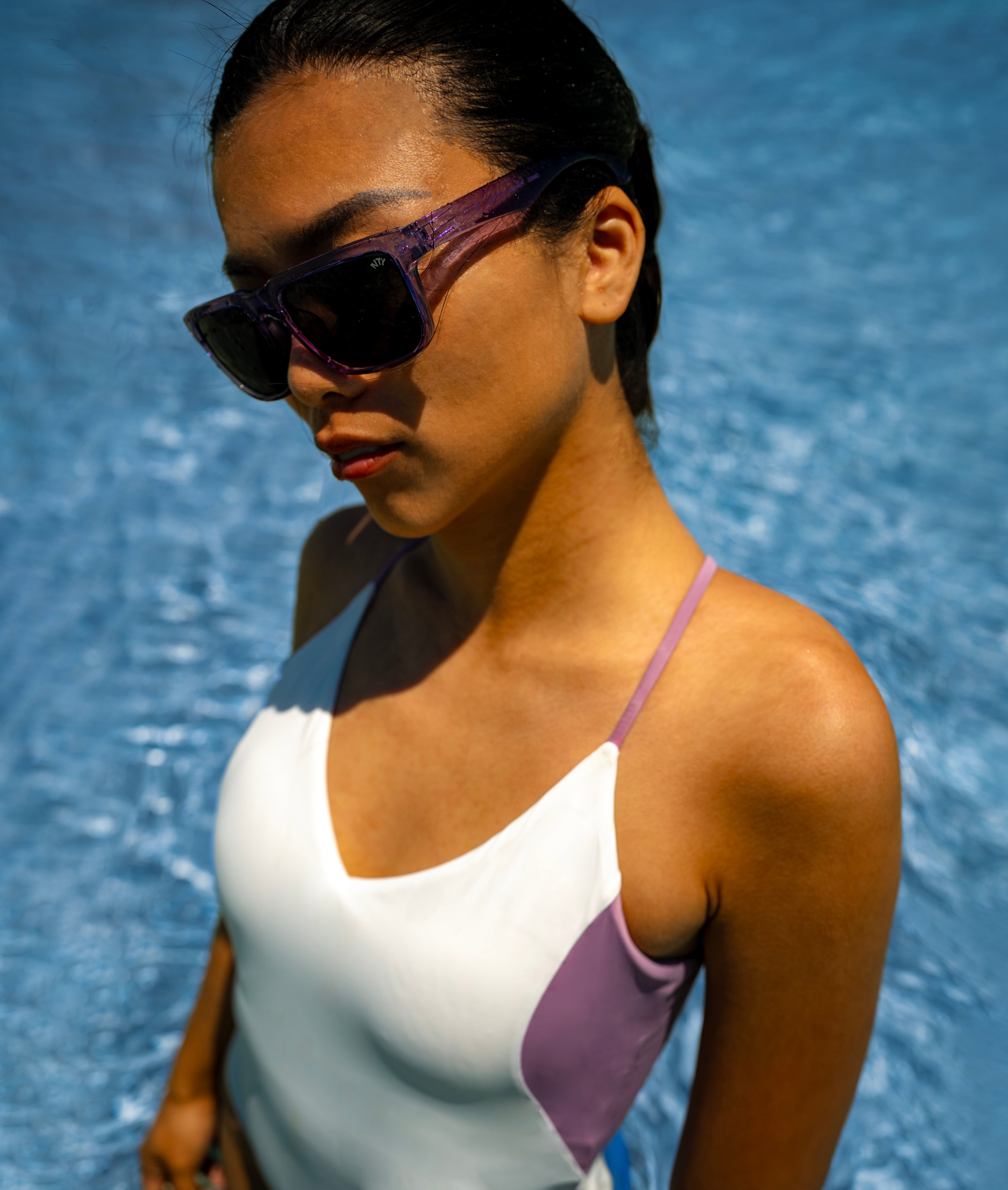 Photochromic glasses