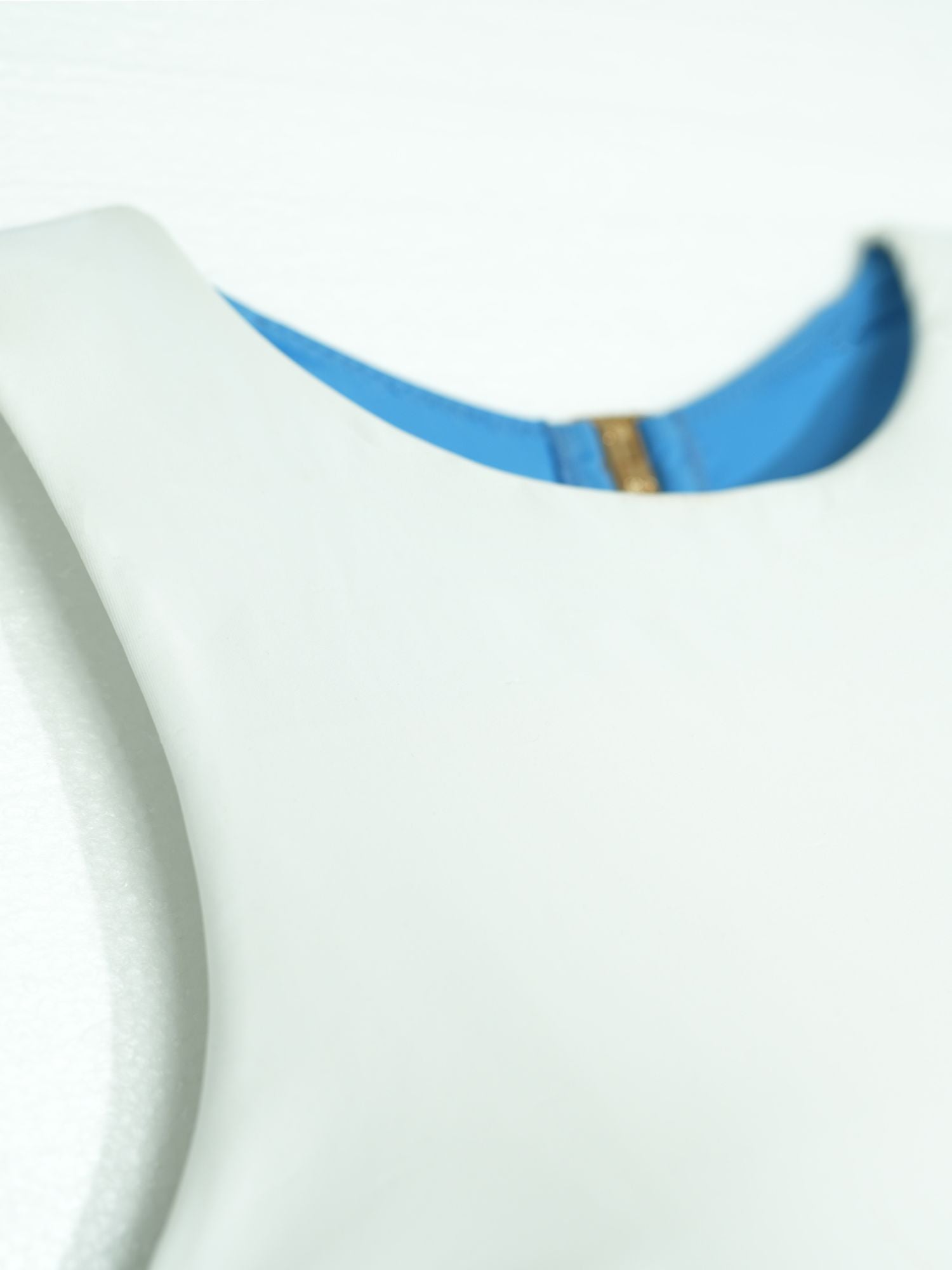 Leda Sports Pona-Cream White